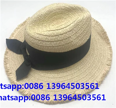 Μαύρο καπέλο με φούντα Fedora από ψάθινο καπέλο